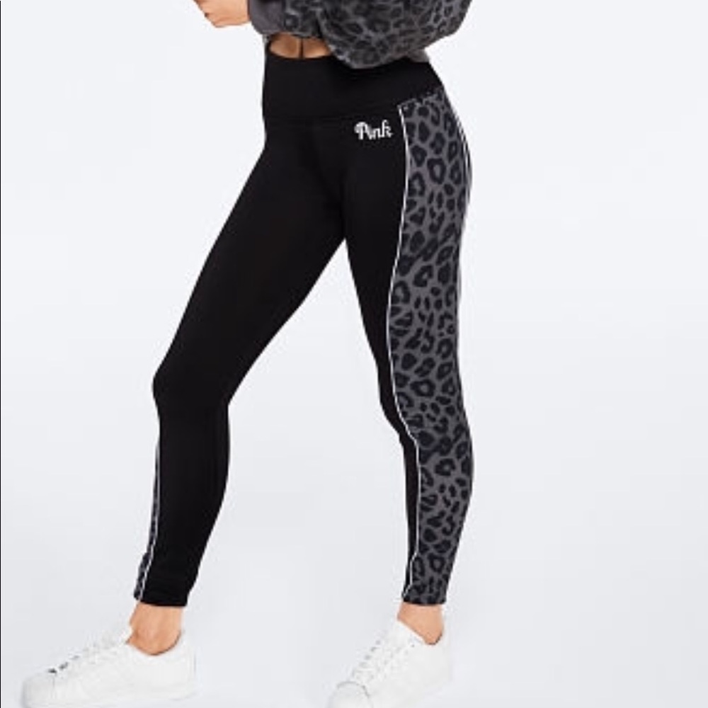 VS PINK ULTIMATE LEGGINGS